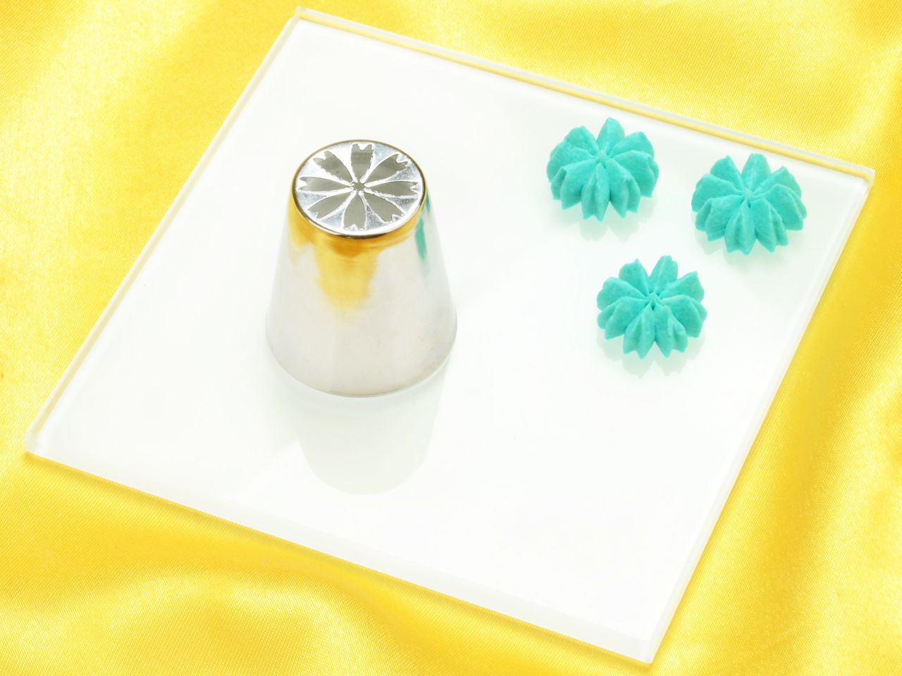 icing nozzle cornflower