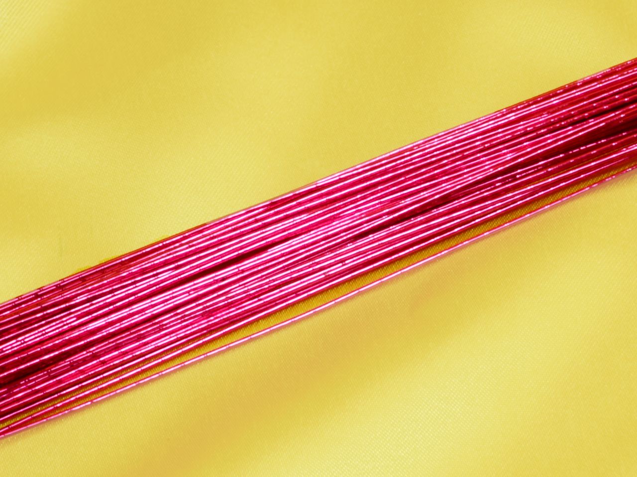 blumendraht metallic pink 24g 50 stueck