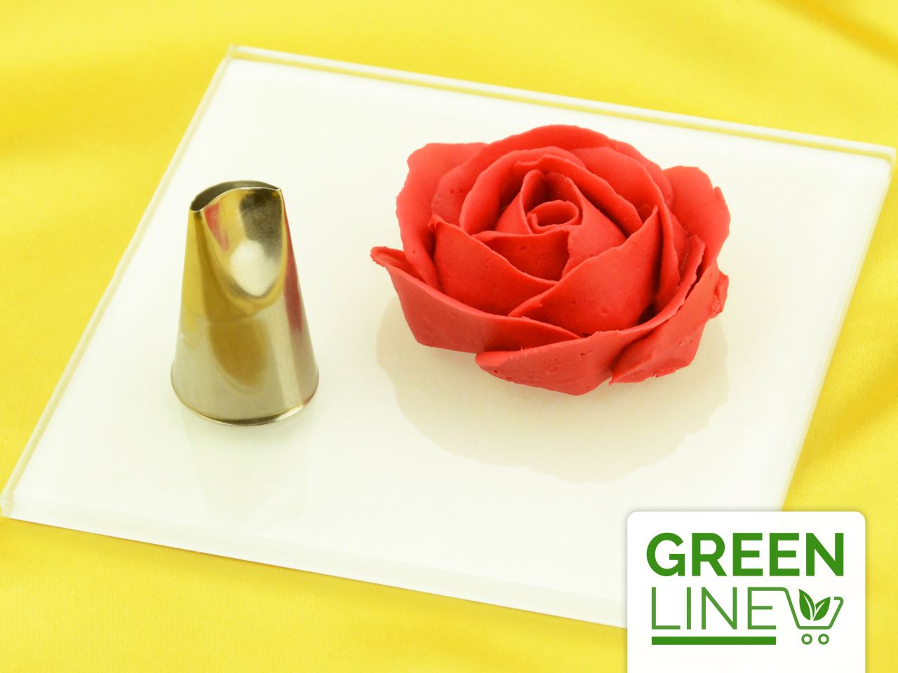 garniertuelle petals curve greenline