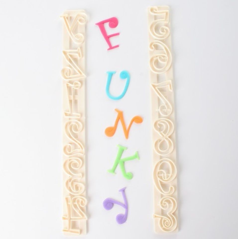 fmm ausstecher fuer fondant bluetenpaste alphabet zahlen funky