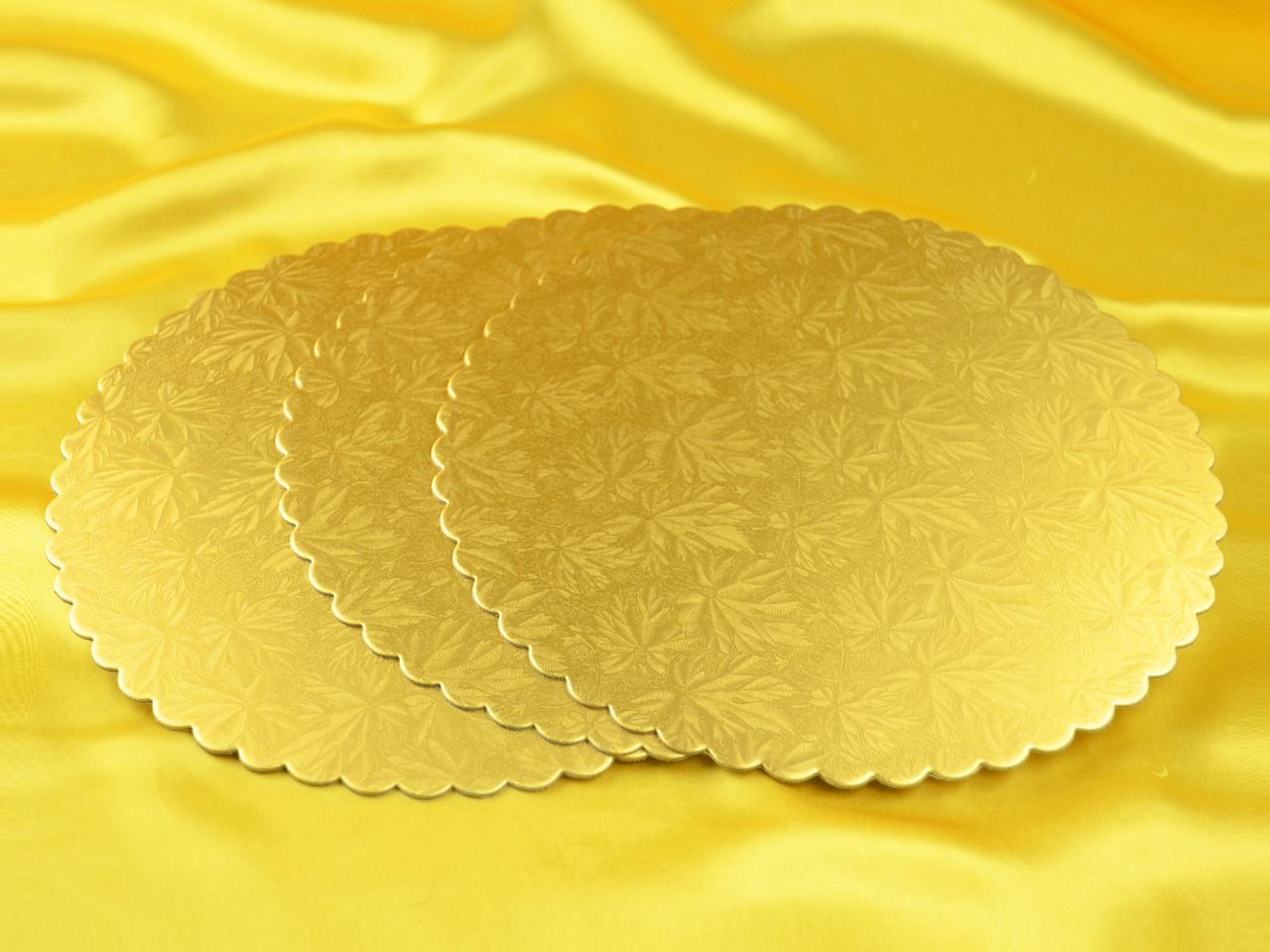 cakeboard 28cm gold 3 stueck