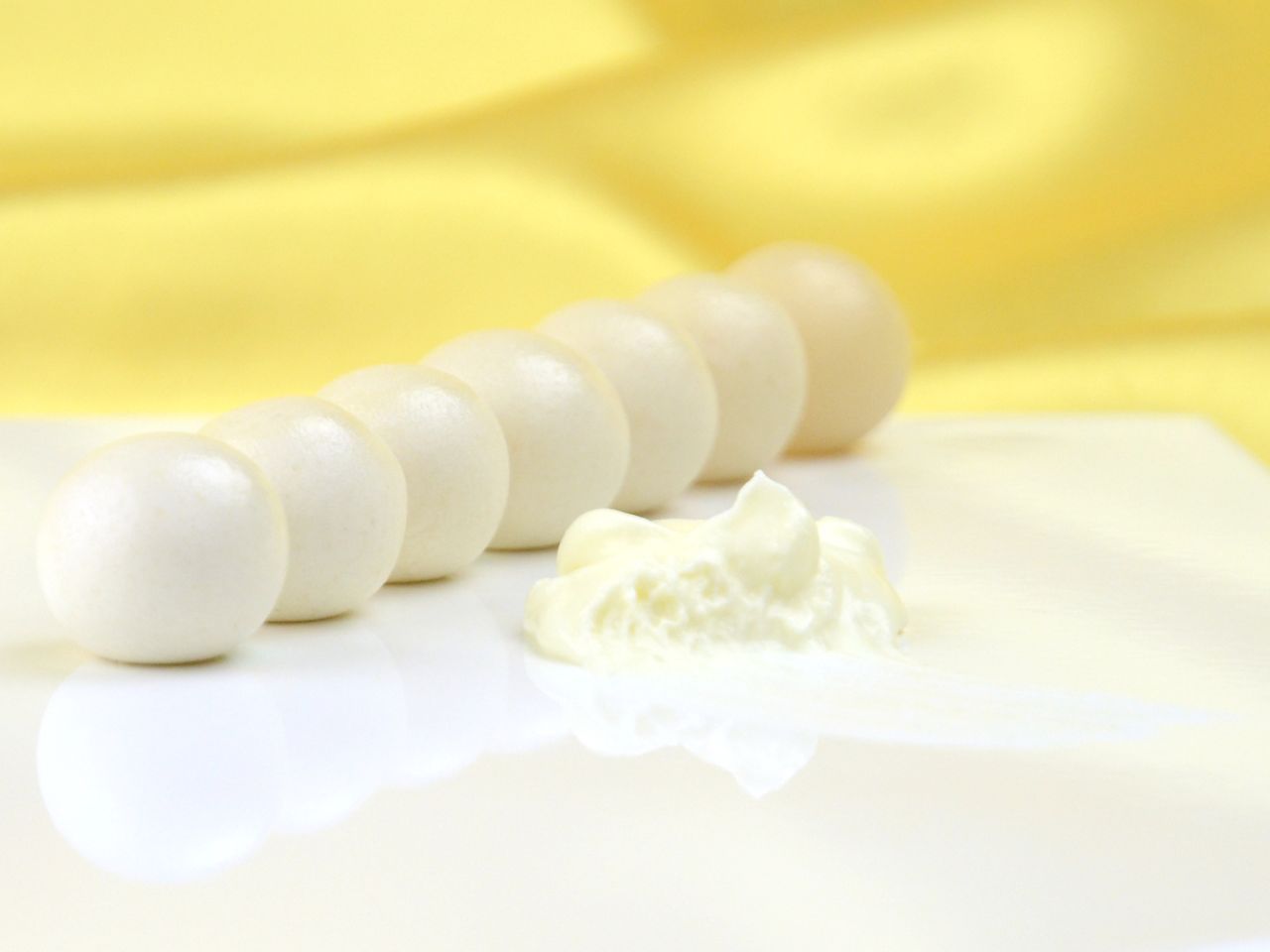 icing colour white white 25g