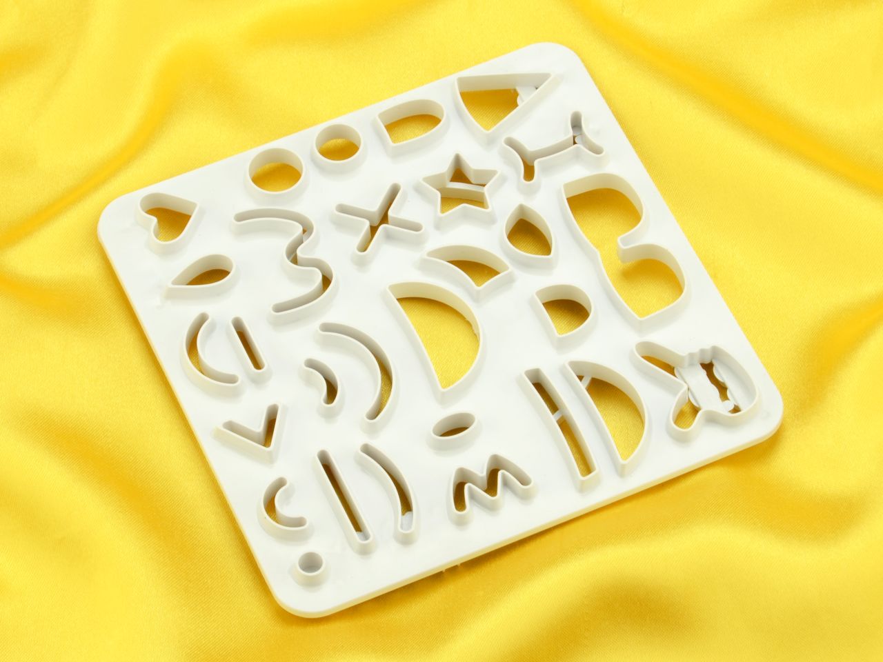 smiling faces cutter