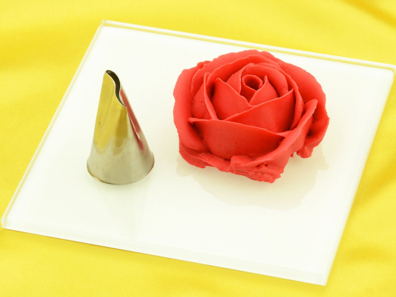 garniertuelle petals wave gross