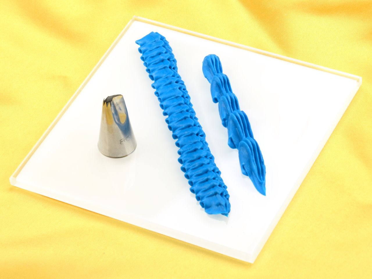 garniertuelle schweif klein
