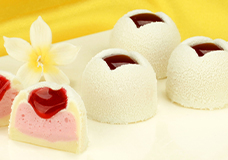 Velvet-Spray für samtige Oberflächen auf Torten und Desserts