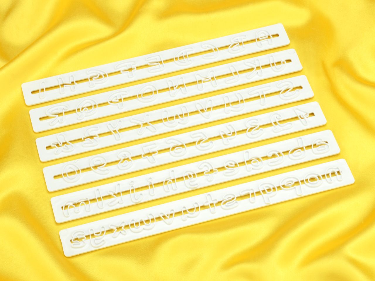 buchstaben und zahlen ausstecher indie flower