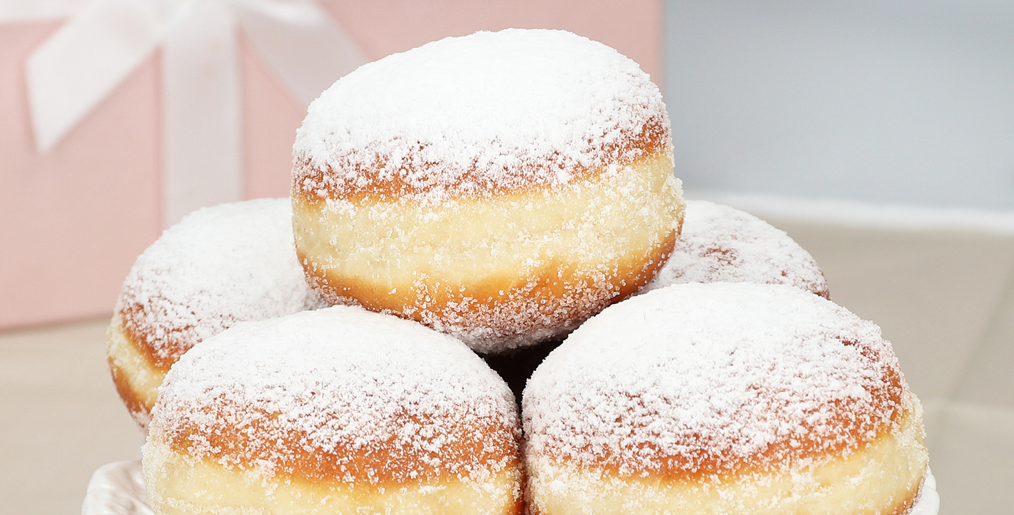 https://pati-versand.de/media/fd/39/44/1769625745/Berliner, Krapfen.jpg?ts=1769625745