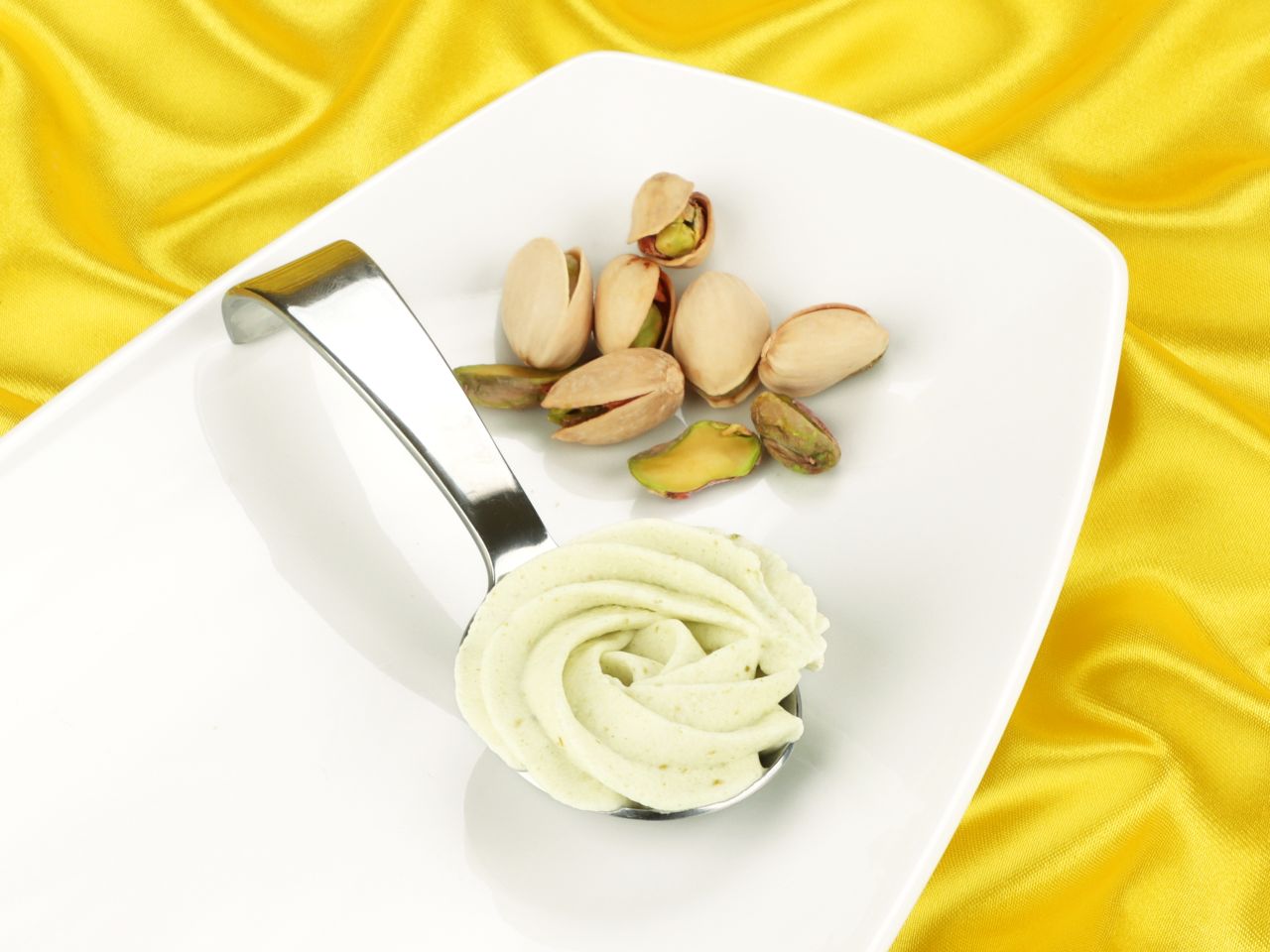 sahnestand pistazie 100g